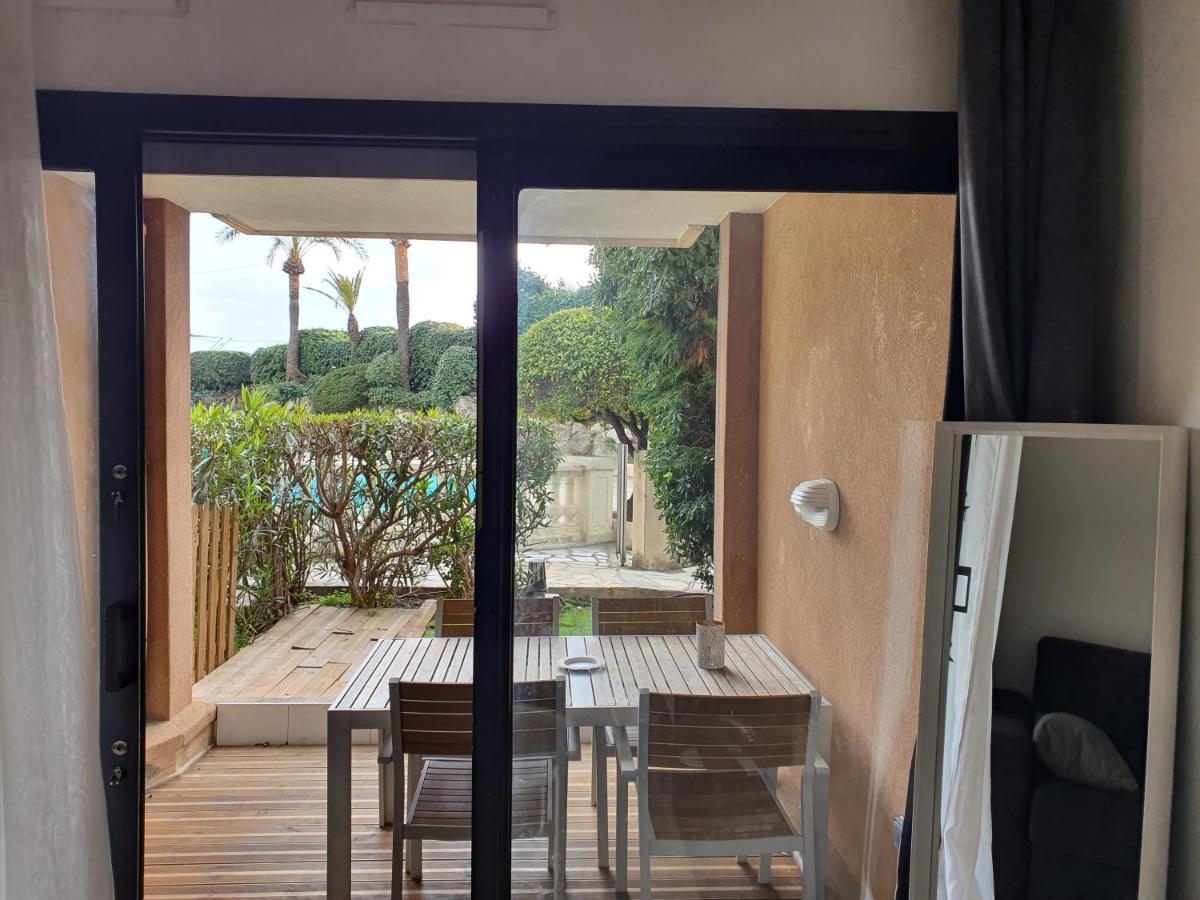 Cyrnos Lägenhet Cannes Exteriör bild